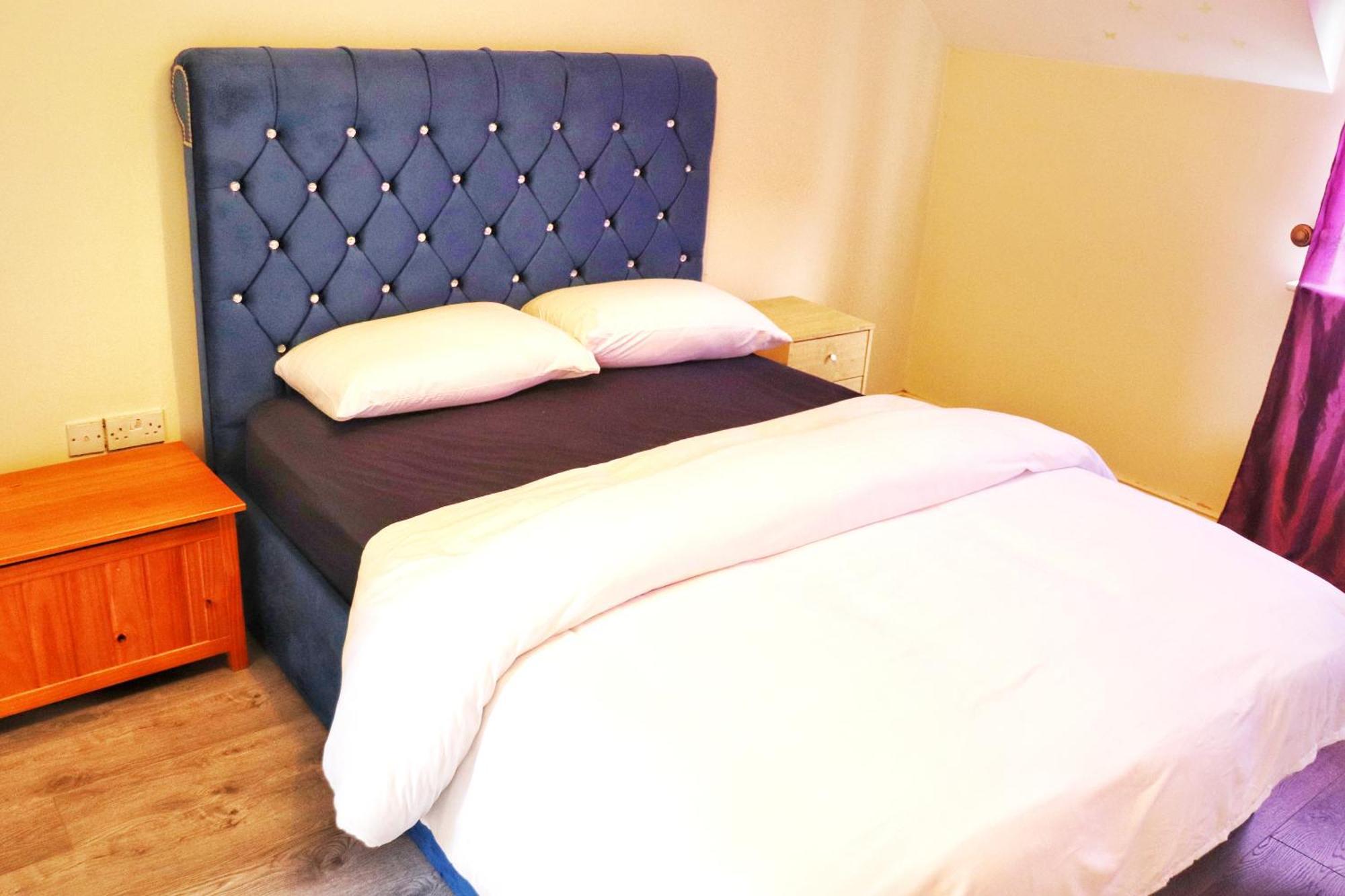 Deluxe Dwelling - 15 Mins From Cork City/Airport Appartement Buitenkant foto